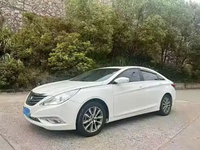 Hyundai Sonata 2012