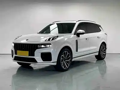 Lynk & Co 09 EM-P 2022