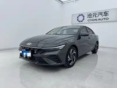 Hyundai Elantra 2024