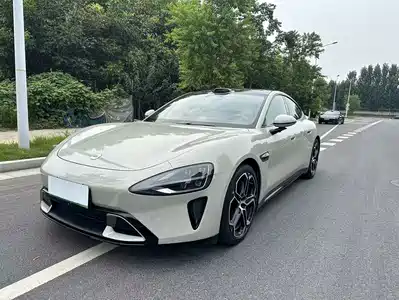 Xiaomi Auto SU7 2024