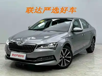 Škoda Superb 2024