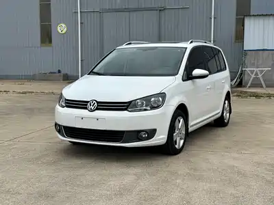 Volkswagen Touran 2015