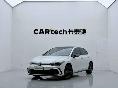 Volkswagen Golf 2021