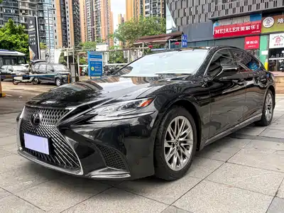 Lexus LS 2019
