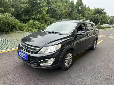 Dongfeng Aeolus Fengshen AX3 2016