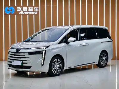 GAC Trumpchi E8 NEV 2025