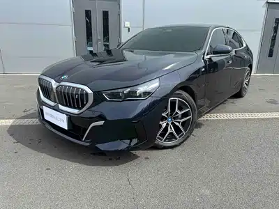 BMW i5 2026