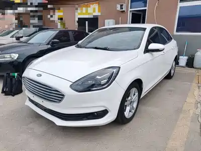 Ford Escort 2021
