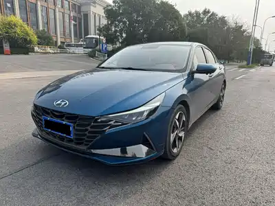 Hyundai Elantra 2022