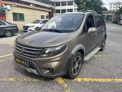 Dongfeng Fengxing Jingyi X5 2013