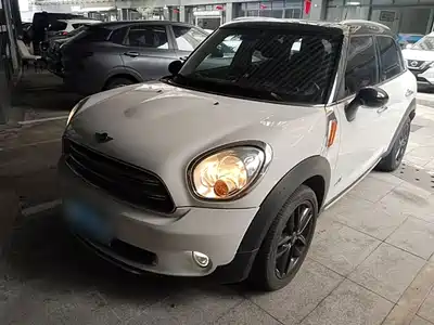 MINI COUNTRYMAN 2015
