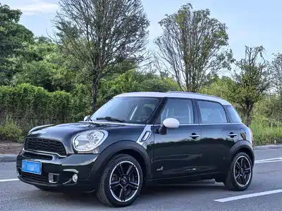 MINI COUNTRYMAN 2014