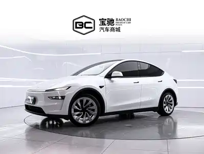 Tesla Model Y 2025