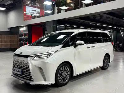 Lexus LM 2026