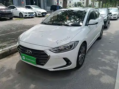 Hyundai Elantra 2016