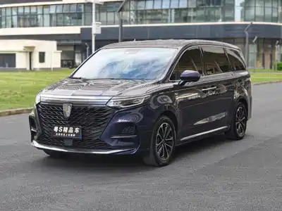 Roewe iMAX8 2022