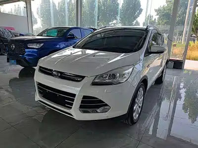 Ford Kuga 2015