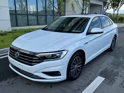Volkswagen Sagitar 2020