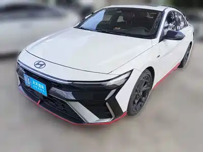 Hyundai Elantra 2023