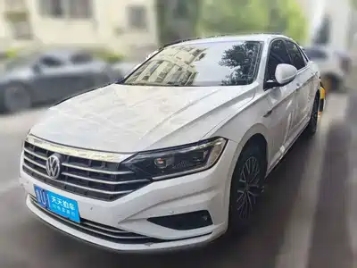 Volkswagen Sagitar 2020
