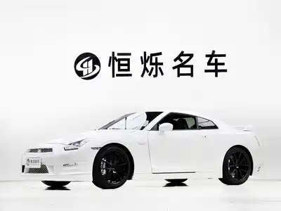Nissan GT-R 2012