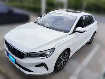 Geely Emgrand 2022