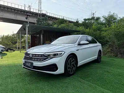 Volkswagen Sagitar 2022