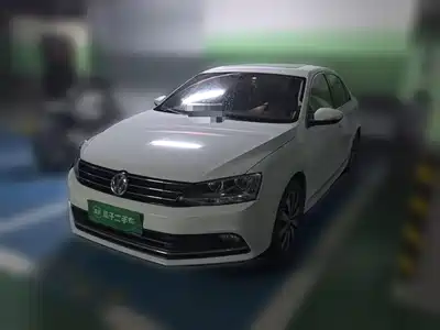 Volkswagen Sagitar 2018
