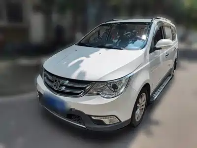 Baojun 730 2015
