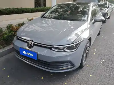 Volkswagen Golf 2022