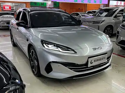 BYD Seal 06 DM-i Touring 2025