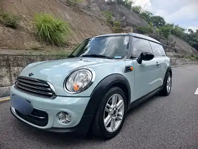 MINI CLUBMAN 2014