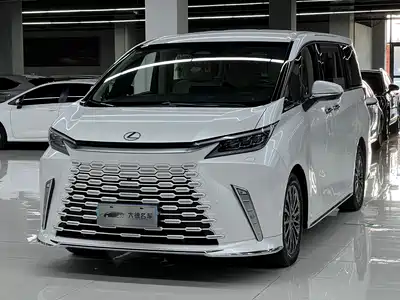 Lexus LM 2024