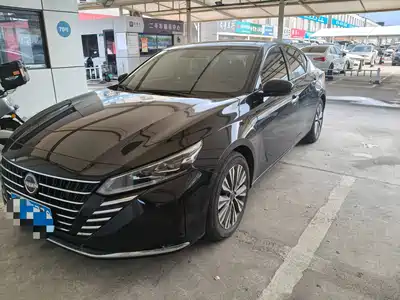 Nissan Teana 2023