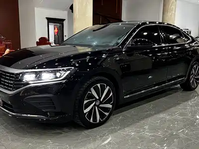 Volkswagen Passat 2024