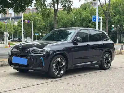 BMW iX3 2022