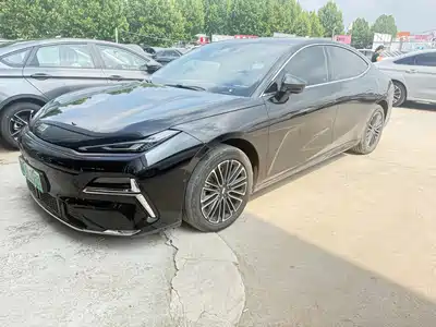Geely Galaxy Xingyao 8 2025