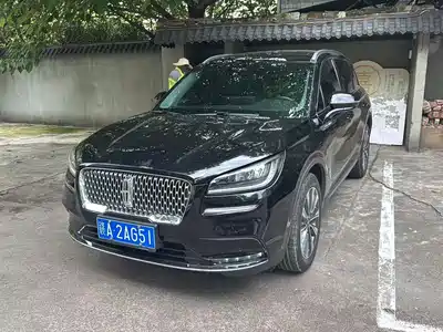 Lincoln Adventurer 2023