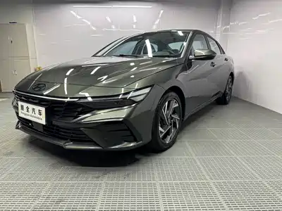 Hyundai Elantra 2023