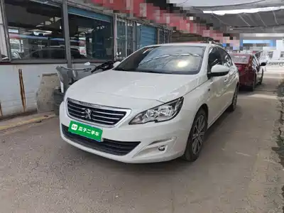Peugeot 408 2015