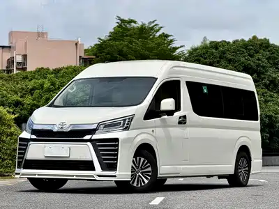 Toyota HIACE 2022