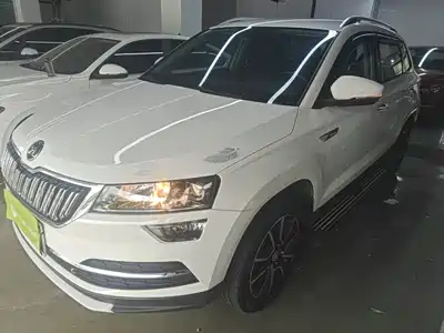 Škoda Karoq 2021