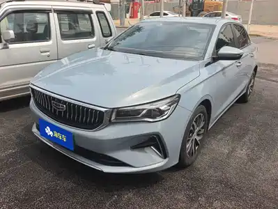 Geely Emgrand 2023