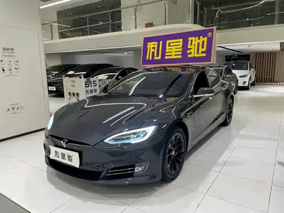 Tesla Model S 2020