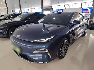 Geely Galaxy Xingyao 8 2025