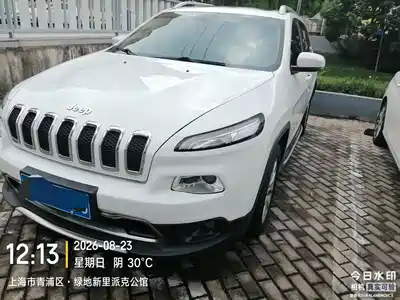 Jeep Cherokee 2016