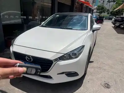 Mazda Mazda3 Axela 2018