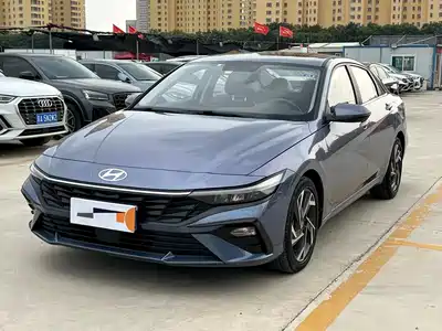 Hyundai Elantra 2023