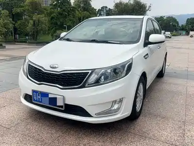 Kia K2 2013