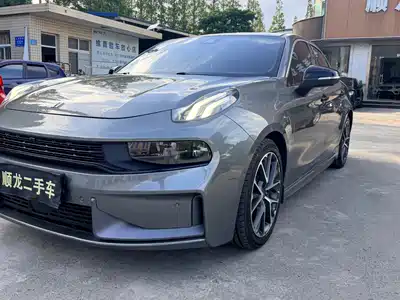 Lynk & Co 03 2022